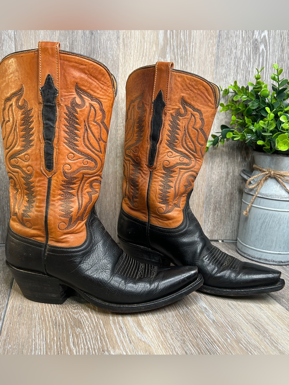 Lucchese Classics Handmade Two Tone Leather Cowboy Boots Snip Toe 6.5 B L2004
